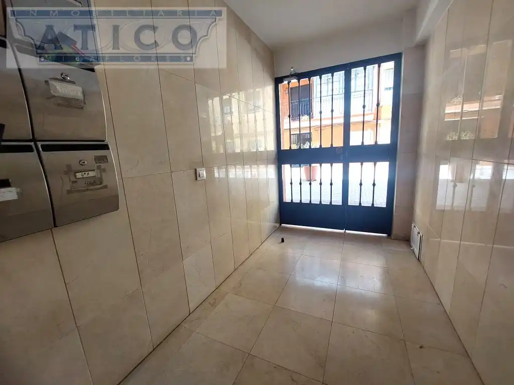 Local en venta en Sevilla
