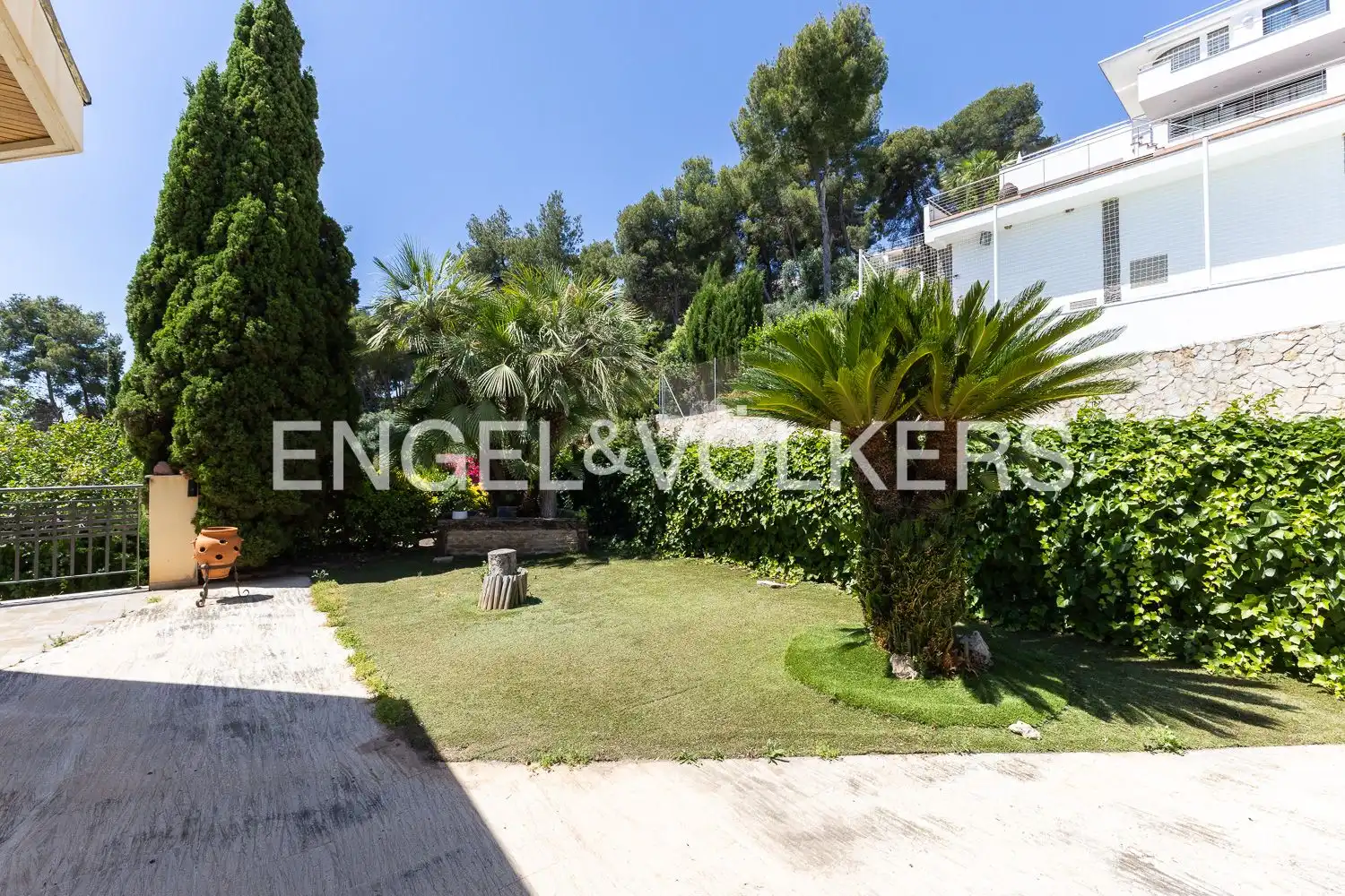 Houses for sale in Chiva  with Air Conditioner, Heating and Private garden
