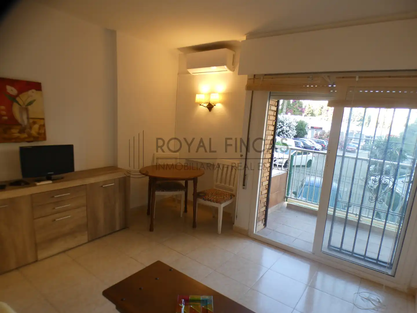 Sala d'estar de Pis en venda en Benalmádena amb Aire condicionat, Terrassa i Moblat