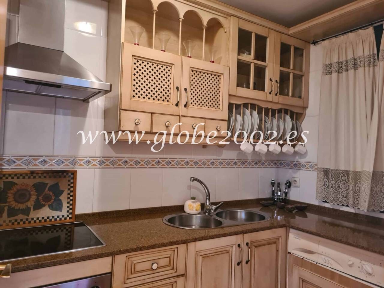 Kitchen of Apartment to rent in Chiclana de la Frontera  with Terrace, Furnished and Community pool