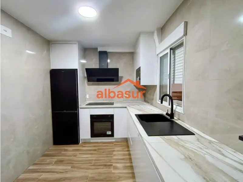 Flat for sale in Sureste