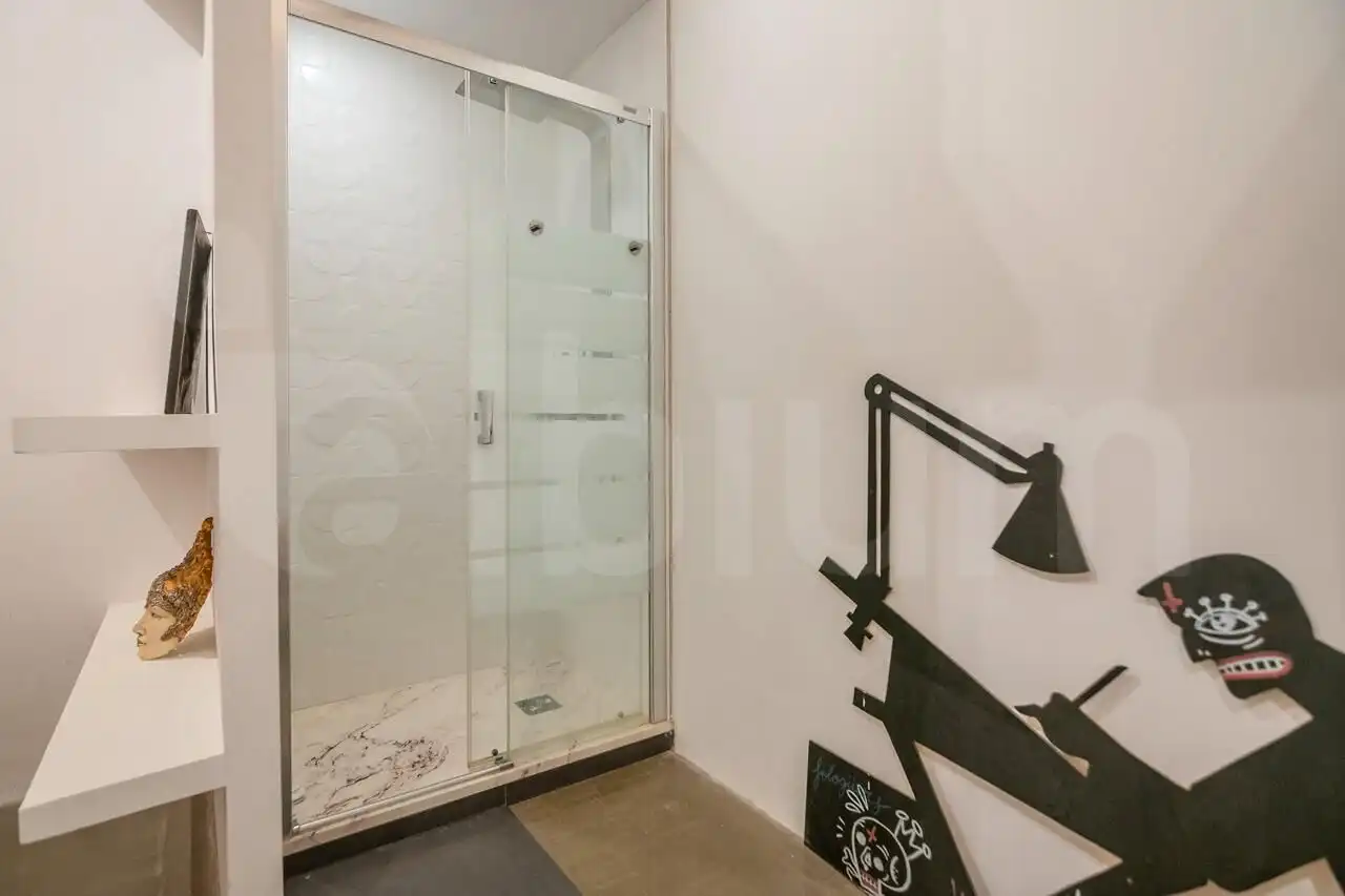 Badezimmer von Erdgeschoss zum Verkauf in Barcelona