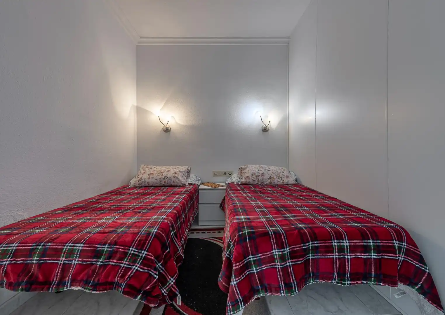 Dormitori de Apartament en venda en Fuengirola amb Aire condicionat, Calefacció i Jardí privat