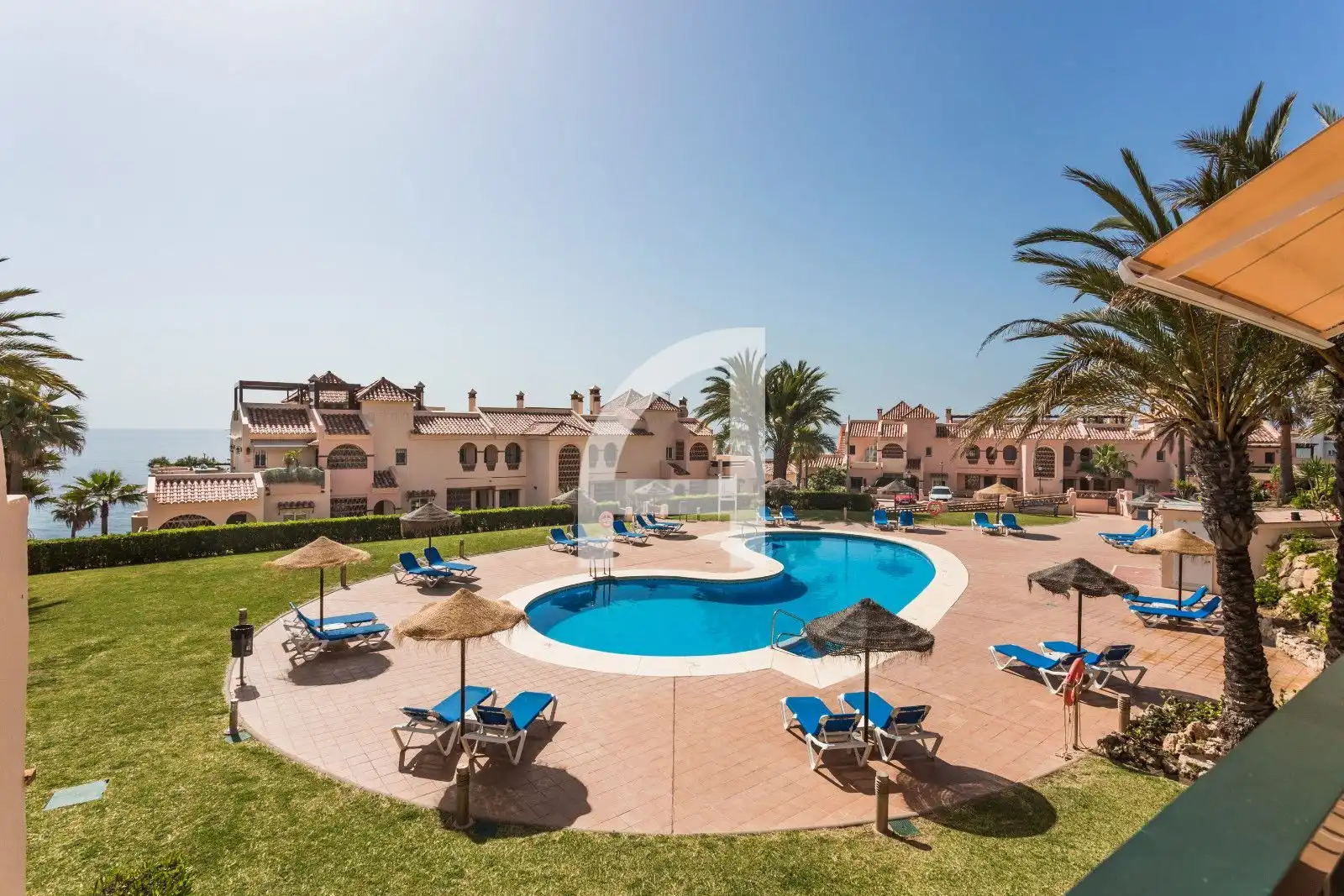 Jardín de Piso en venta en Mijas con Aire acondicionado, Calefacción y Terraza