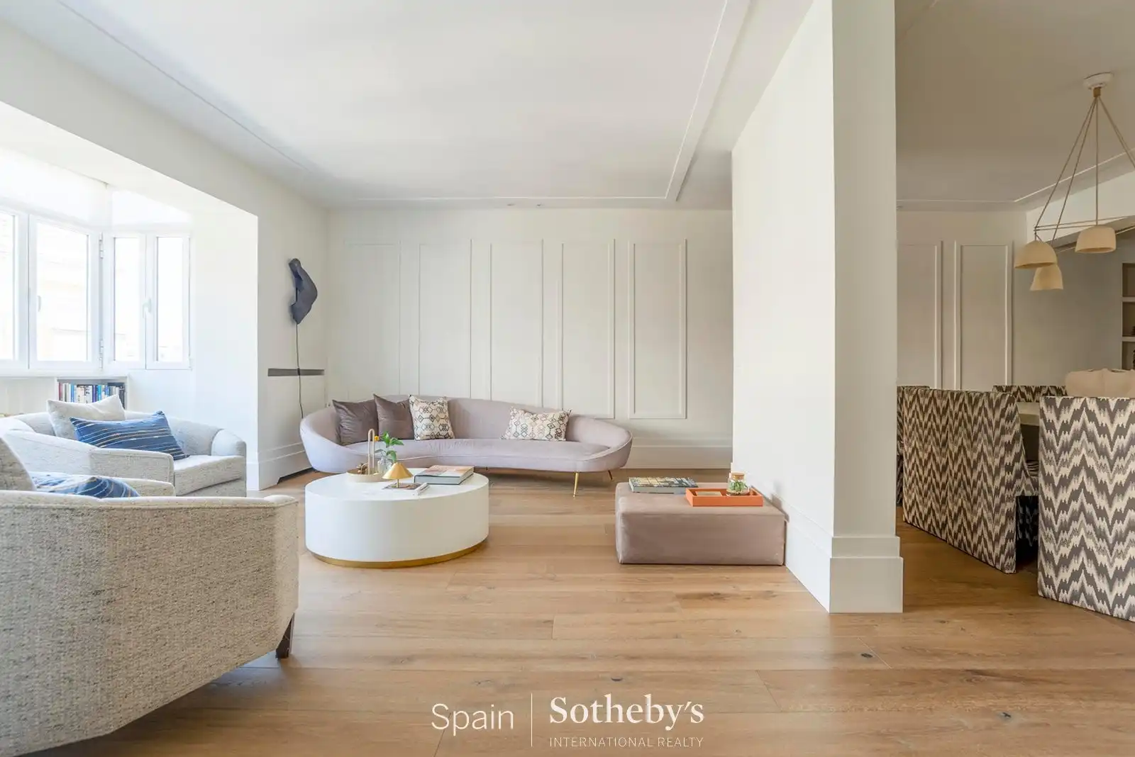 Sala d'estar de Apartament en venda en Madrid amb Aire condicionat, Calefacció i Traster