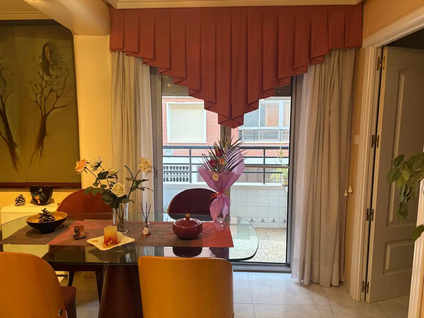 Comedor de Piso en venta en Villena con Horno, Balcón y Internet