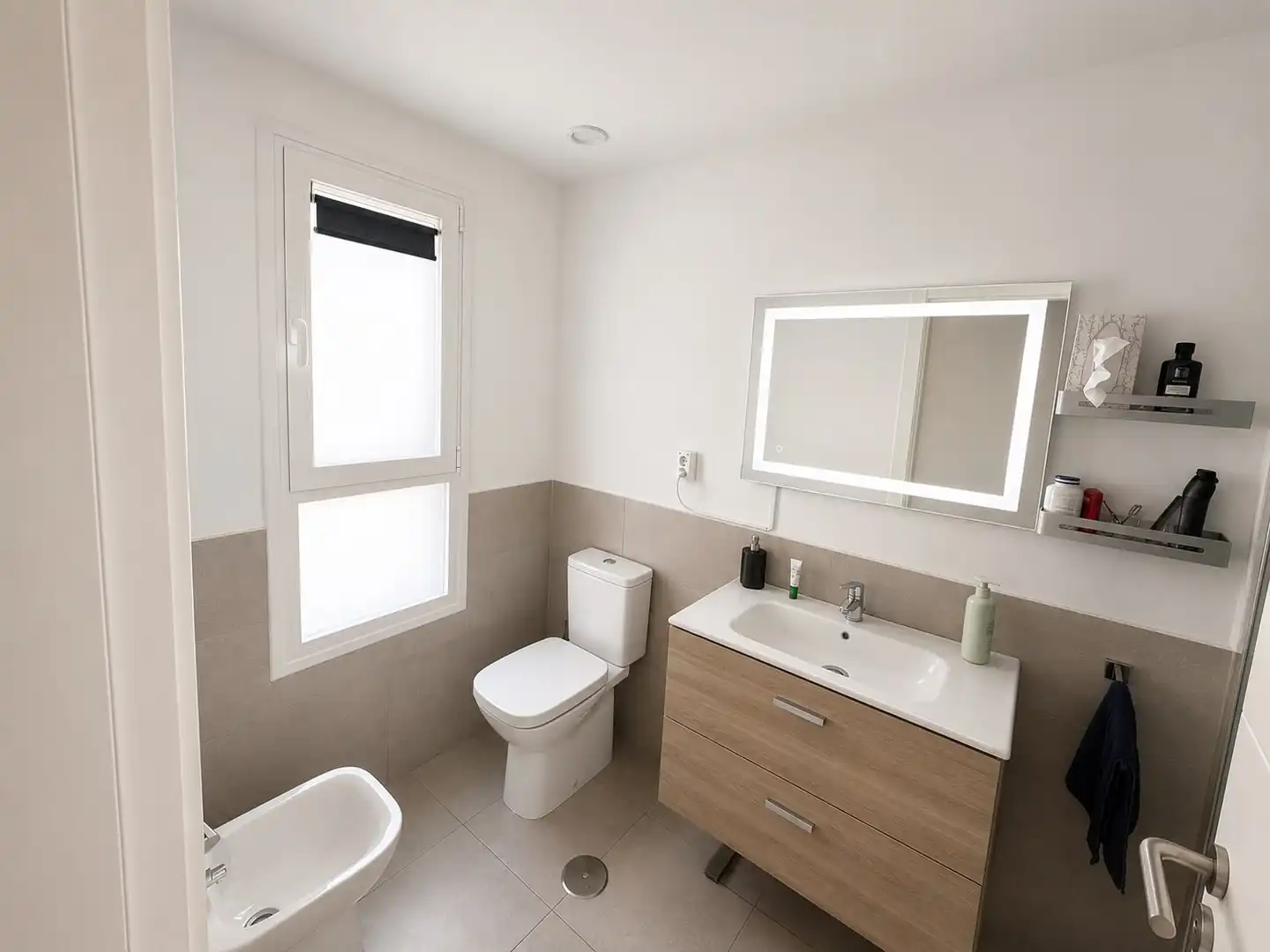 Baño de Piso en venta en Sevilla con Trastero