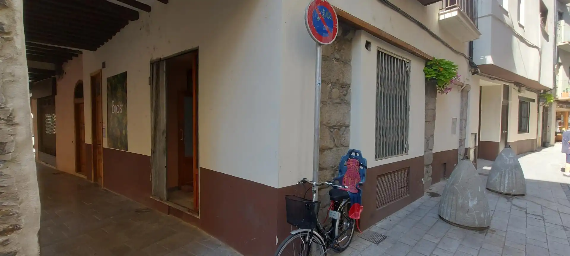 Local comercial en venda a Capdevila, imagen 2