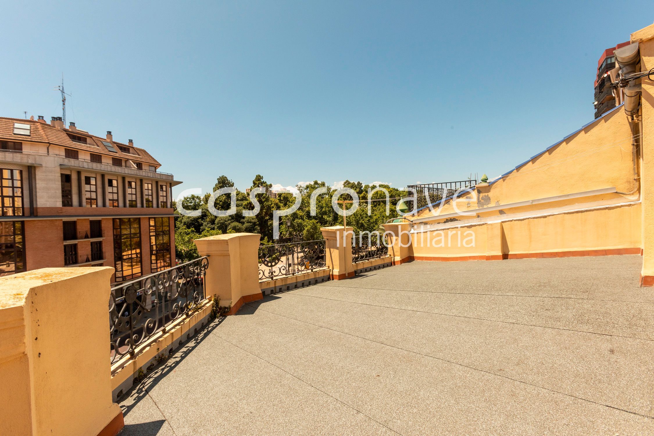 Flat for sale in Ronda de la Magdalena, 7, Parque Ribalta - Plaza de Toros