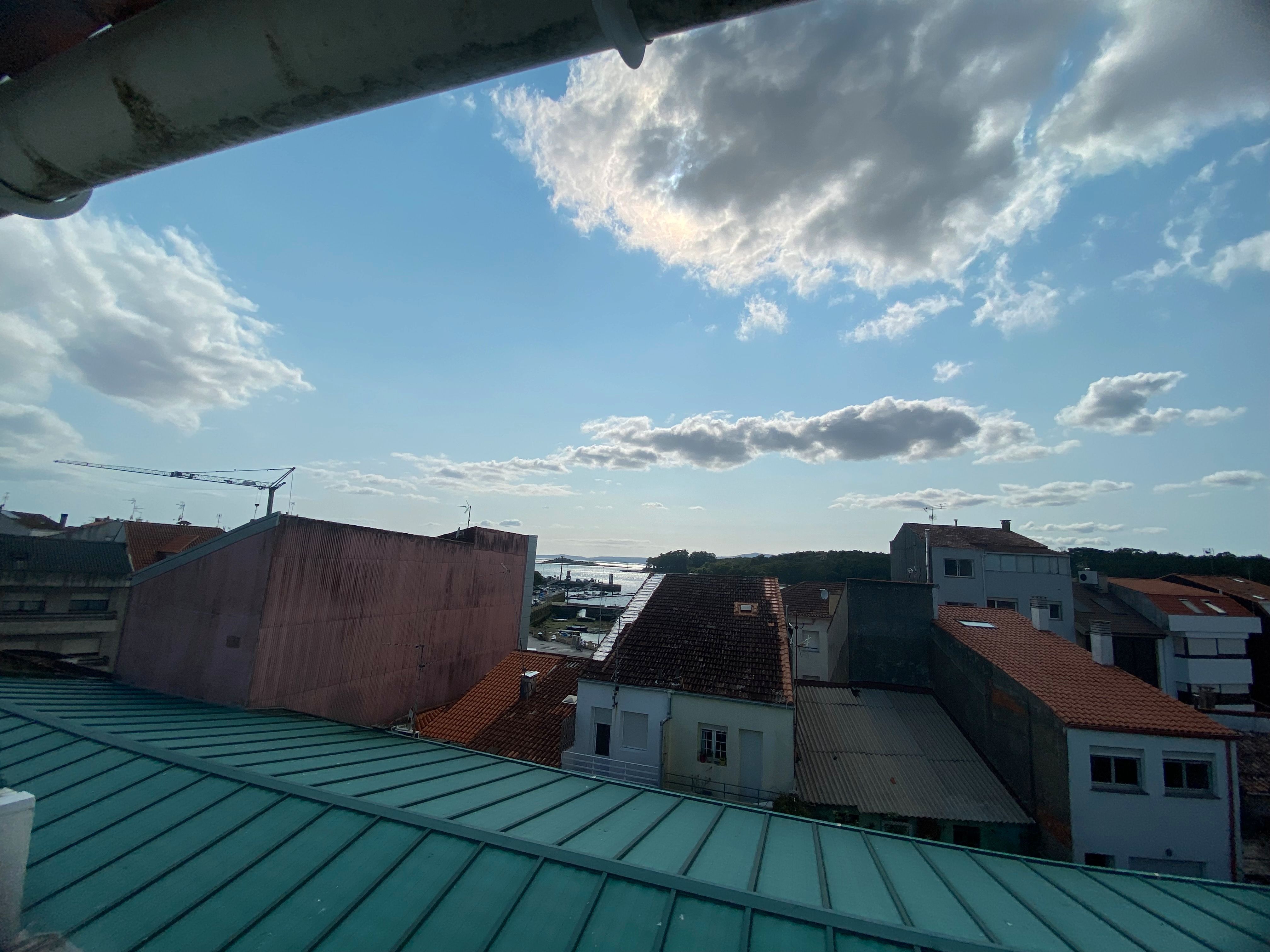 Vista exterior de Casa adosada en venda en Vilagarcía de Arousa amb Terrassa, Traster i Moblat