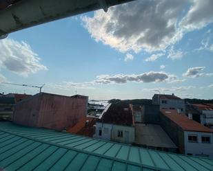 Vista exterior de Casa adosada en venda en Vilagarcía de Arousa amb Terrassa, Traster i Moblat