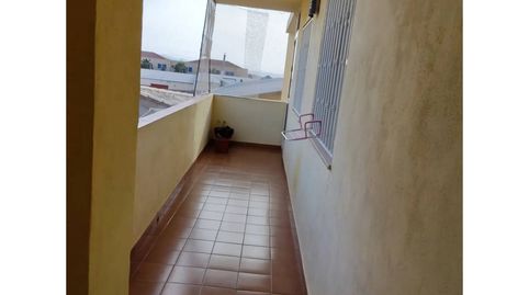 Foto 3 de Piso en venta en Calle Andalucia, Hellín, Albacete