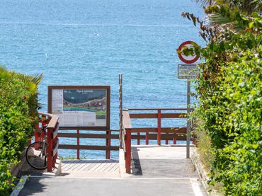 Doppelhaushälfte mit Pool zum Verkauf in Calahonda