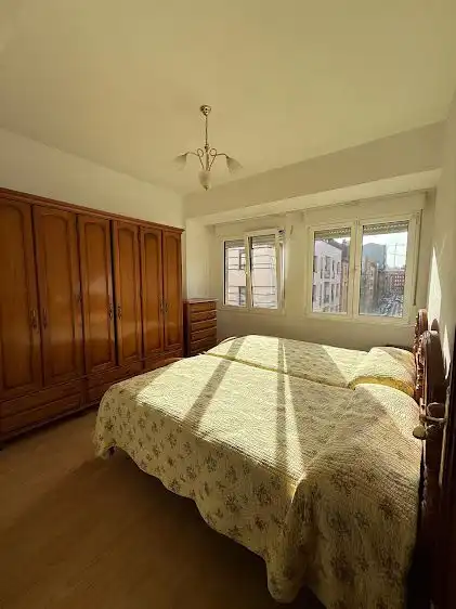 Bedroom of Flat for rent in Gijón   with Heating and Balcony