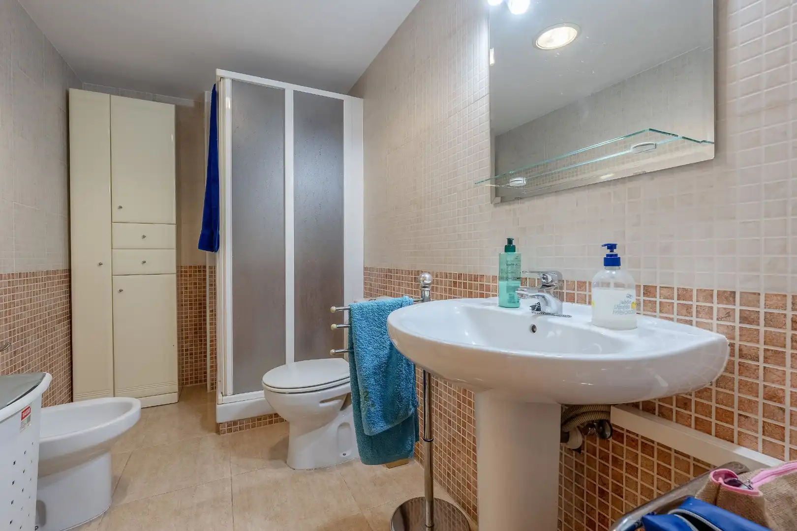 Bathroom of Flat for sale in Prat de Cunit