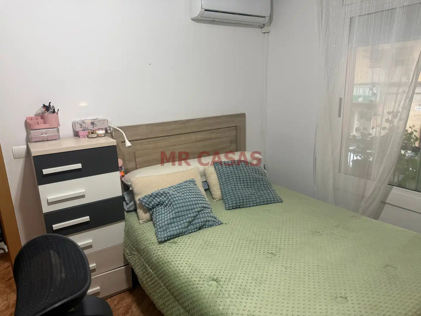 Bedroom of Flat for sale in Rubí  with Air Conditioner and Heating