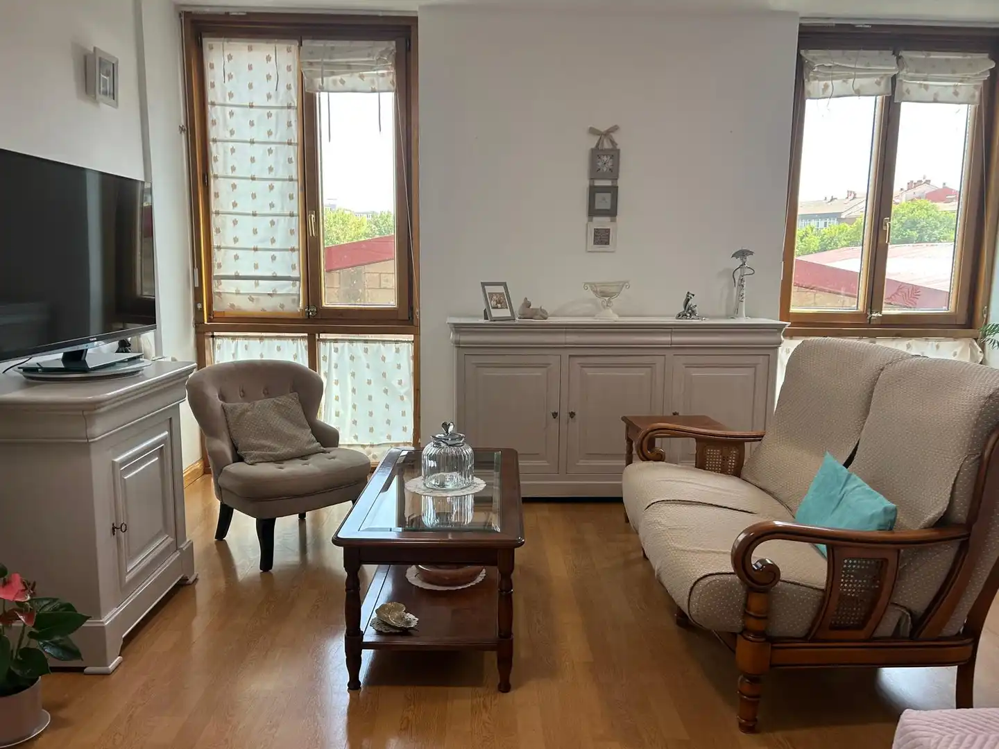 Living room of Flat for sale in Vitoria - Gasteiz  with Heating, Storage room and Furnished