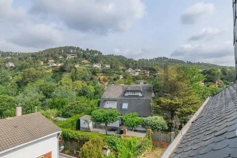 Casa amb terrassa en venda a Corbera de Llobregat, imagen 84