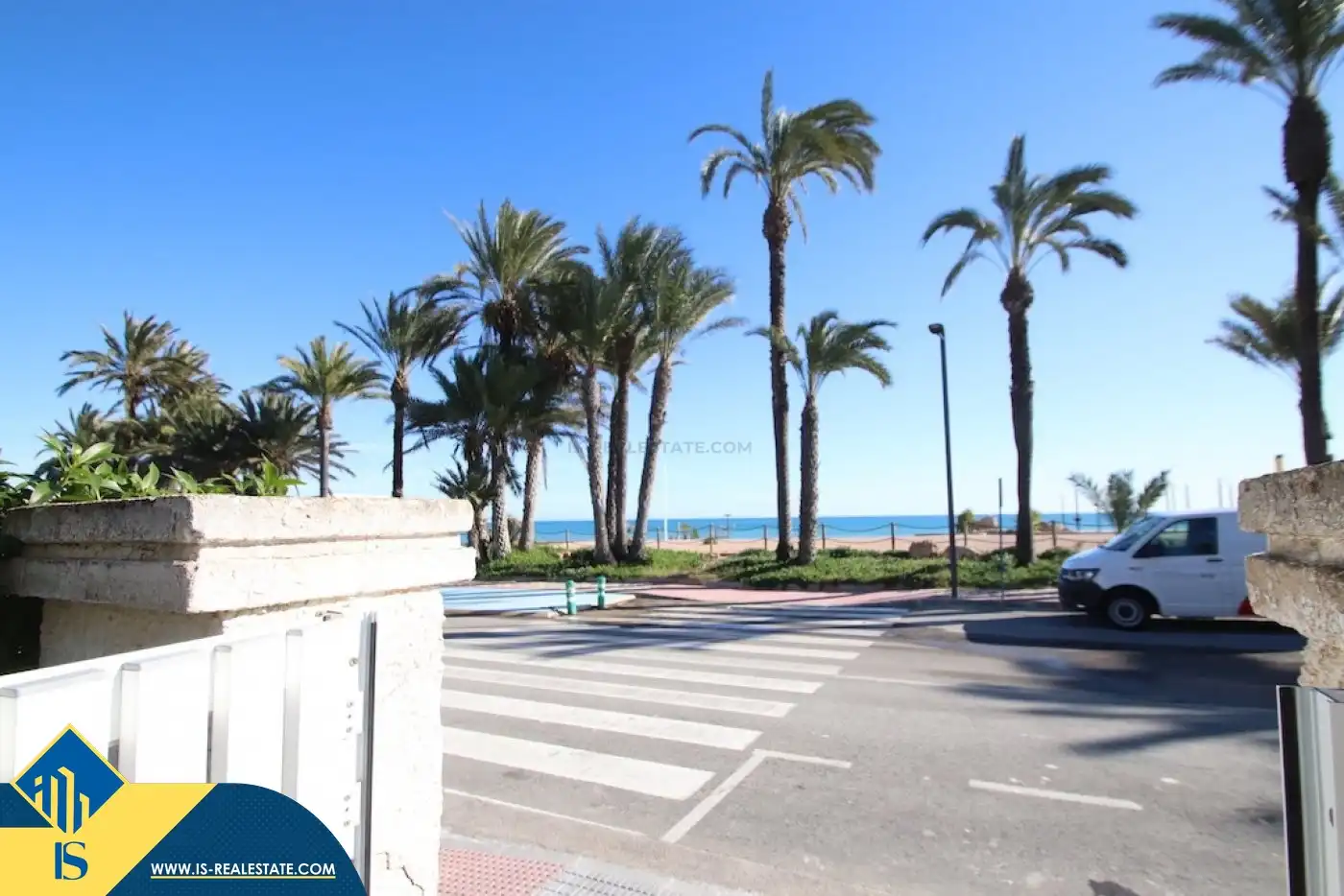Vista exterior de Casa o xalet de lloguer en Orihuela amb Aire condicionat, Terrassa i Moblat