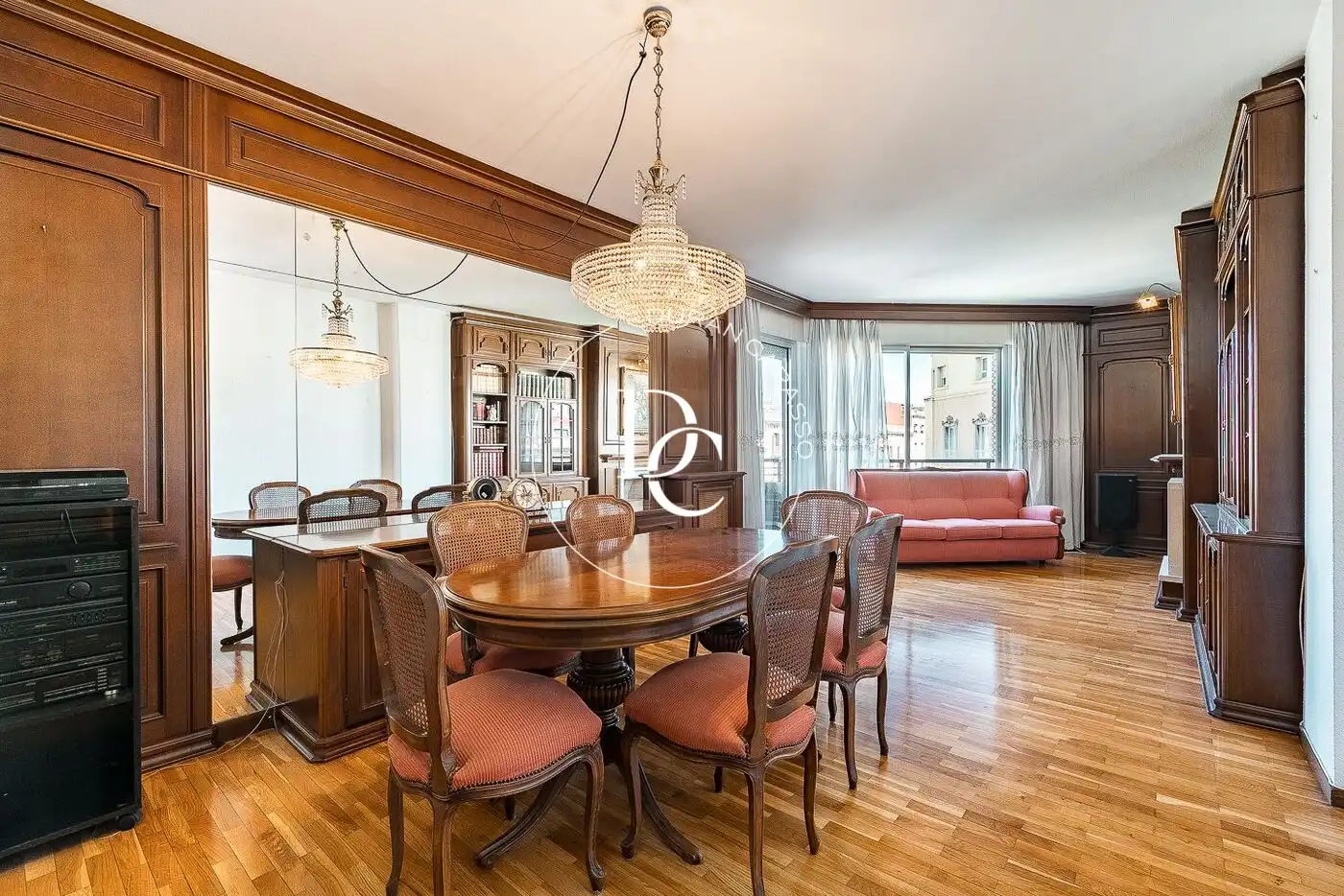 Piso con terraza en venta en Carrer del Bruc, imagen 3