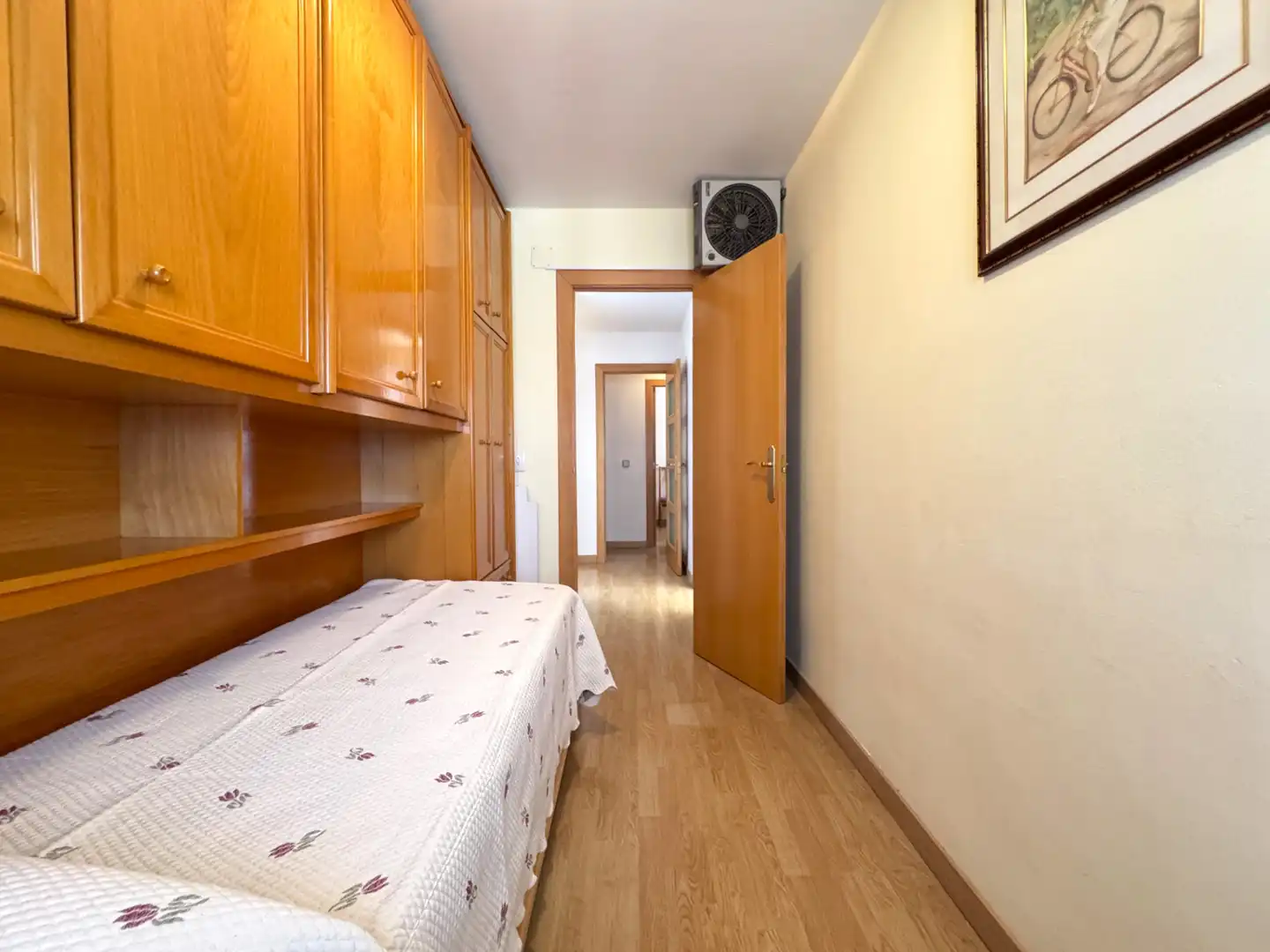 Dormitori de Pis en venda en Santa Susanna amb Aire condicionat, Jardí privat i Parquet
