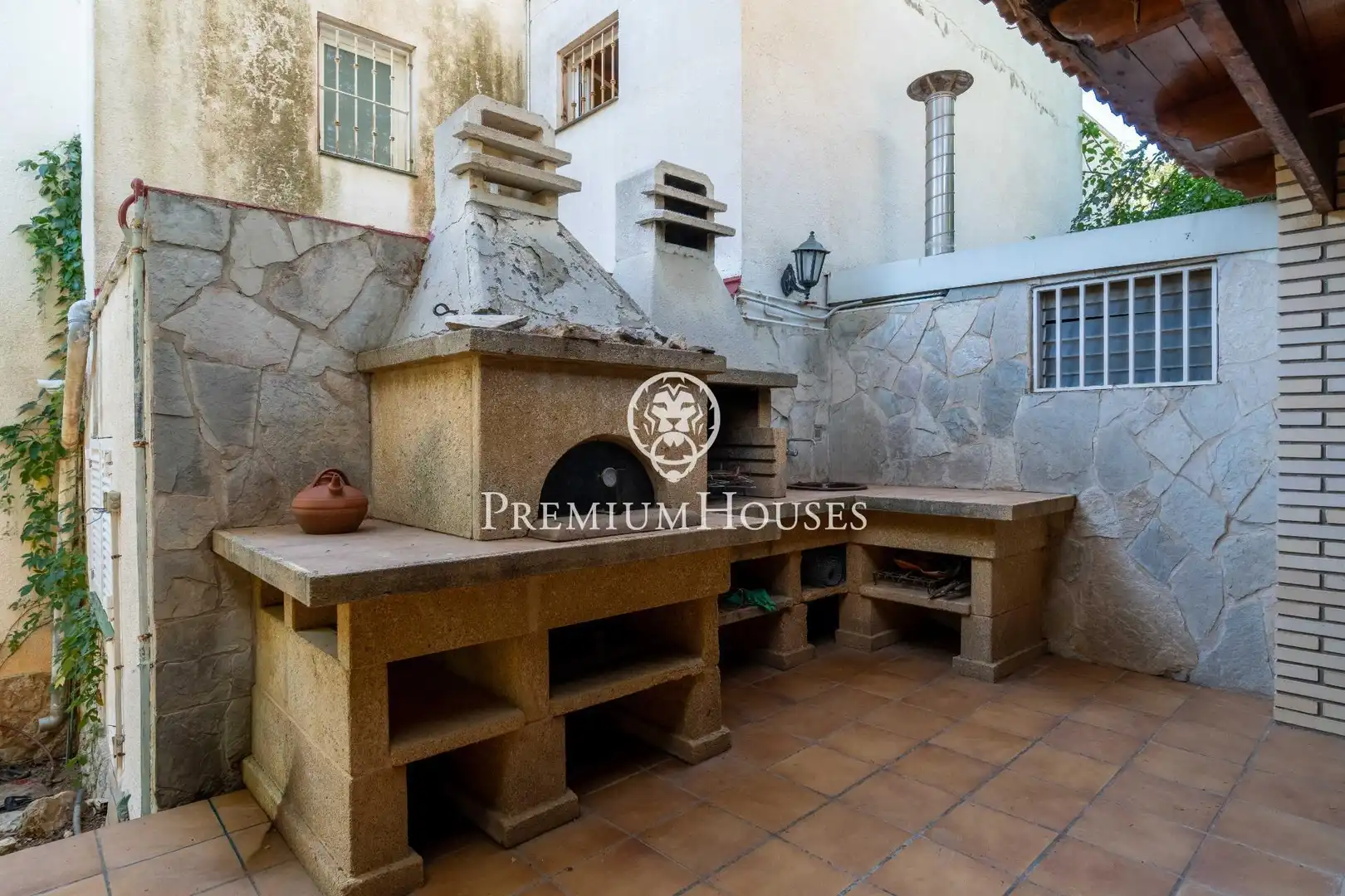 Terrassa de Casa o xalet en venda en Sitges amb Aire condicionat, Calefacció i Jardí privat