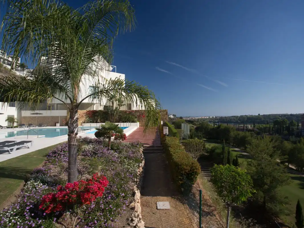 Apartment with pool for sale in Calle Muñiz 7, imagen 3