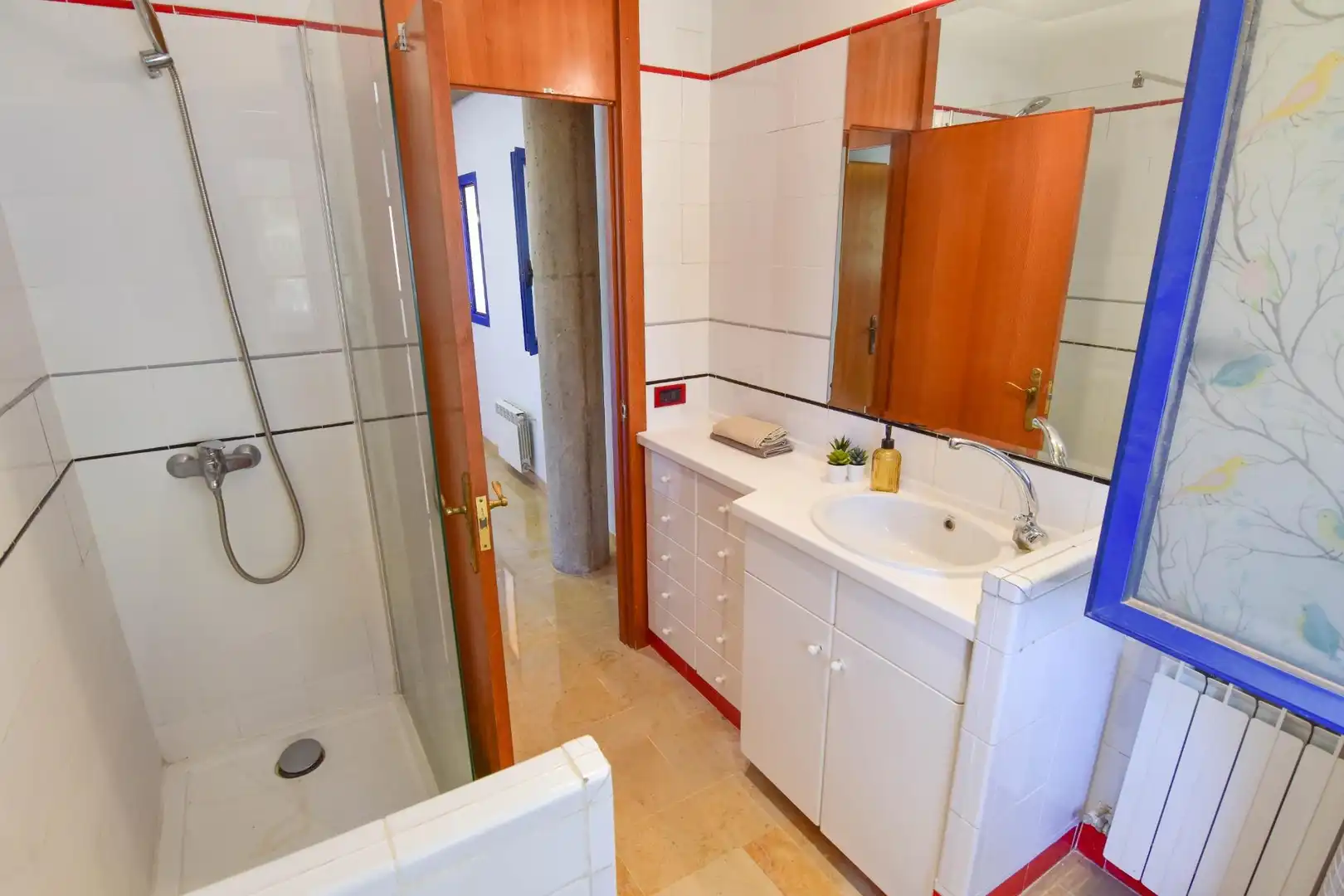 Badezimmer von Haus oder Chalet zum Verkauf in Gilet mit Heizung, Privatgarten und Terrasse