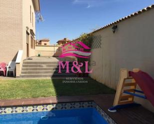 Jardí de Casa o xalet en venda en Mérida amb Aire condicionat, Calefacció i Traster