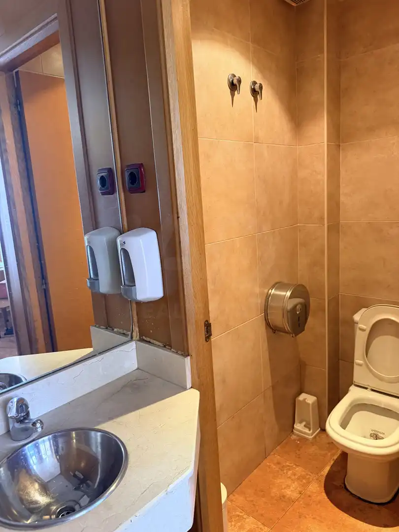 Business premises for sale in Casco Antiguo, imagen 11