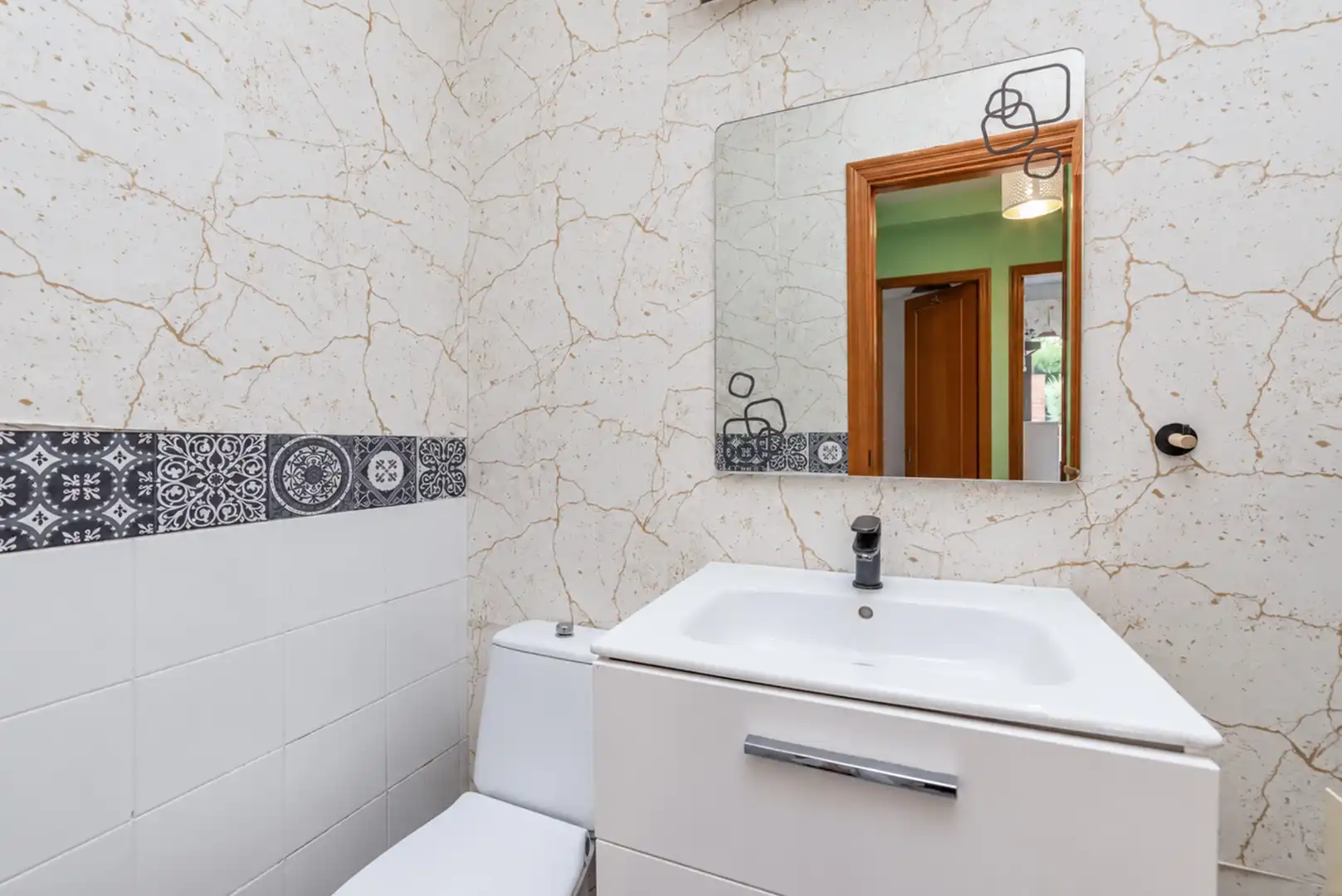 Bany de Casa o xalet en venda en Urbanizaciones