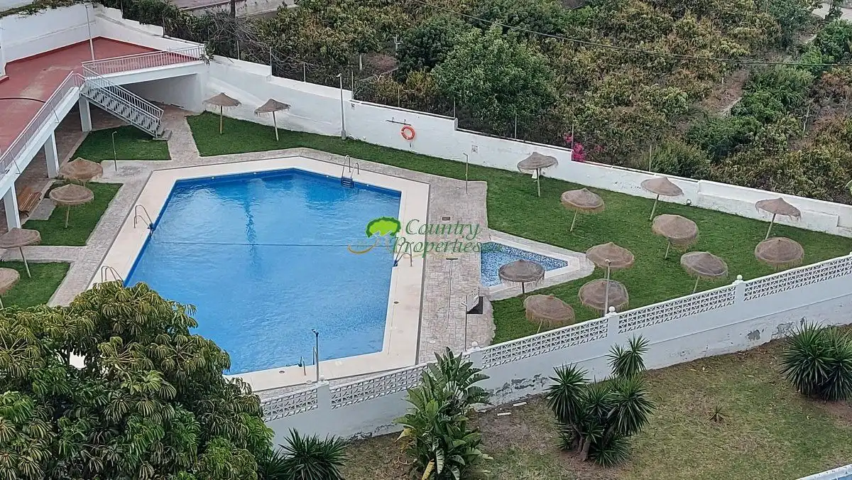Piscina de Apartamento en venta en Almuñécar con Aire acondicionado y Piscina comunitaria