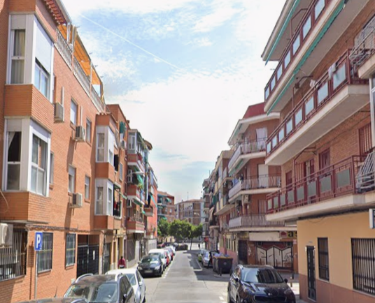 Vista exterior de Piso en venta en  Madrid Capital
