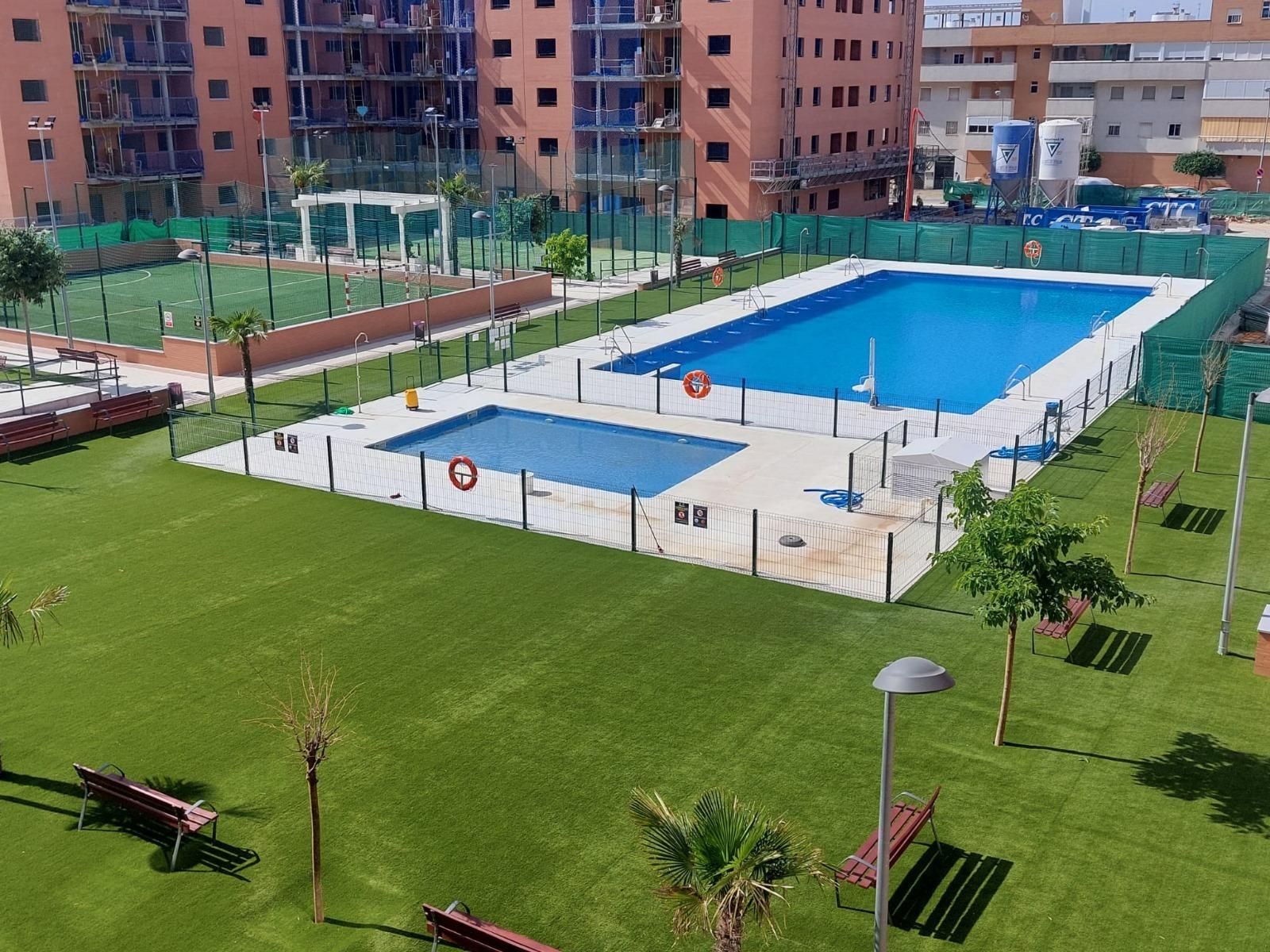 Swimming pool of Flat to rent in Montequinto  with Terrace