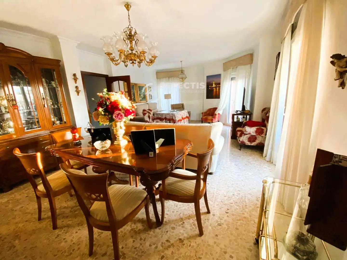 Piso en venta en DE LA MERCED, Centro