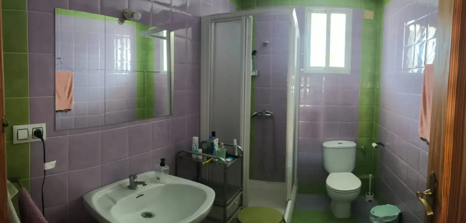 Baño de Piso de alquiler en Jaén con Terraza