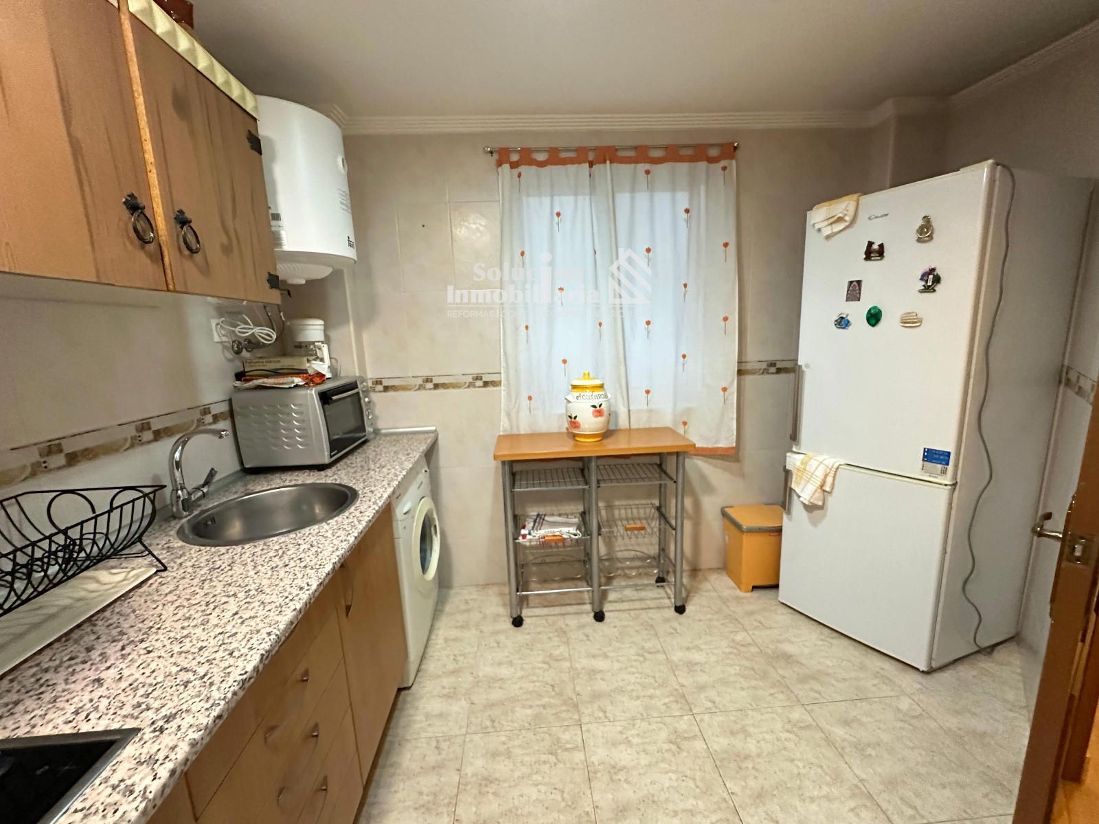 Cuina de Pis en venda en Salamanca Capital amb Terrassa i Moblat