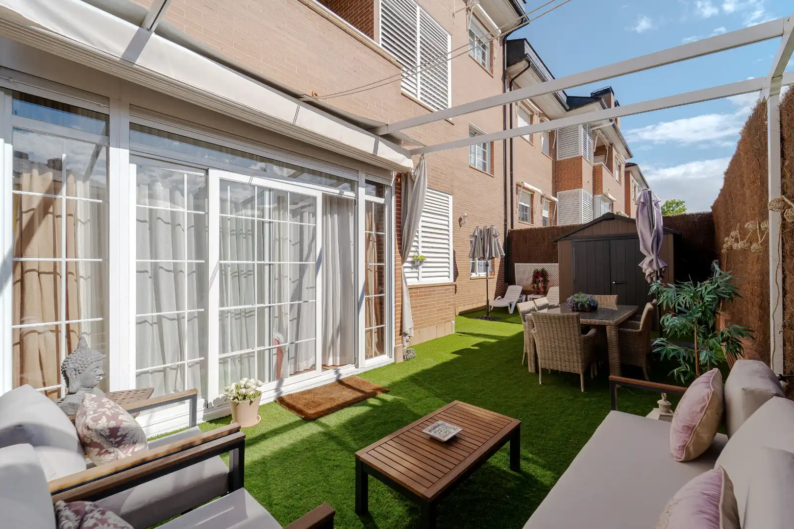Terrasse von Wohnung zum Verkauf in Las Rozas de Madrid mit Heizung, Privatgarten und Parkett