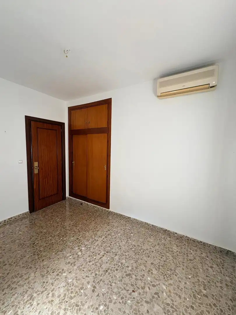 Bedroom of Flat for rent in Motril  with Air Conditioner and Balcony