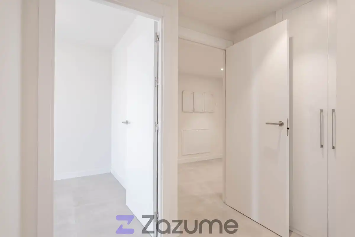 Schlafzimmer von Wohnung zur Miete in Zaragoza mit Klimaanlage, Heizung und Terrasse