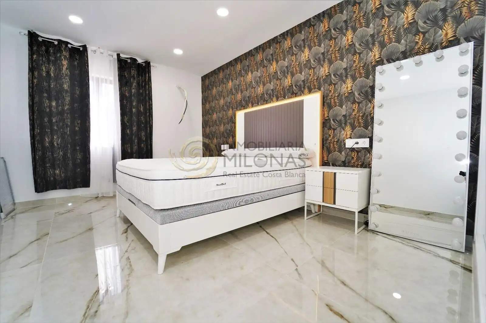 Habitación de Casa o chalet en venta en La Nucia con Aire acondicionado, Jardín privado y Terraza