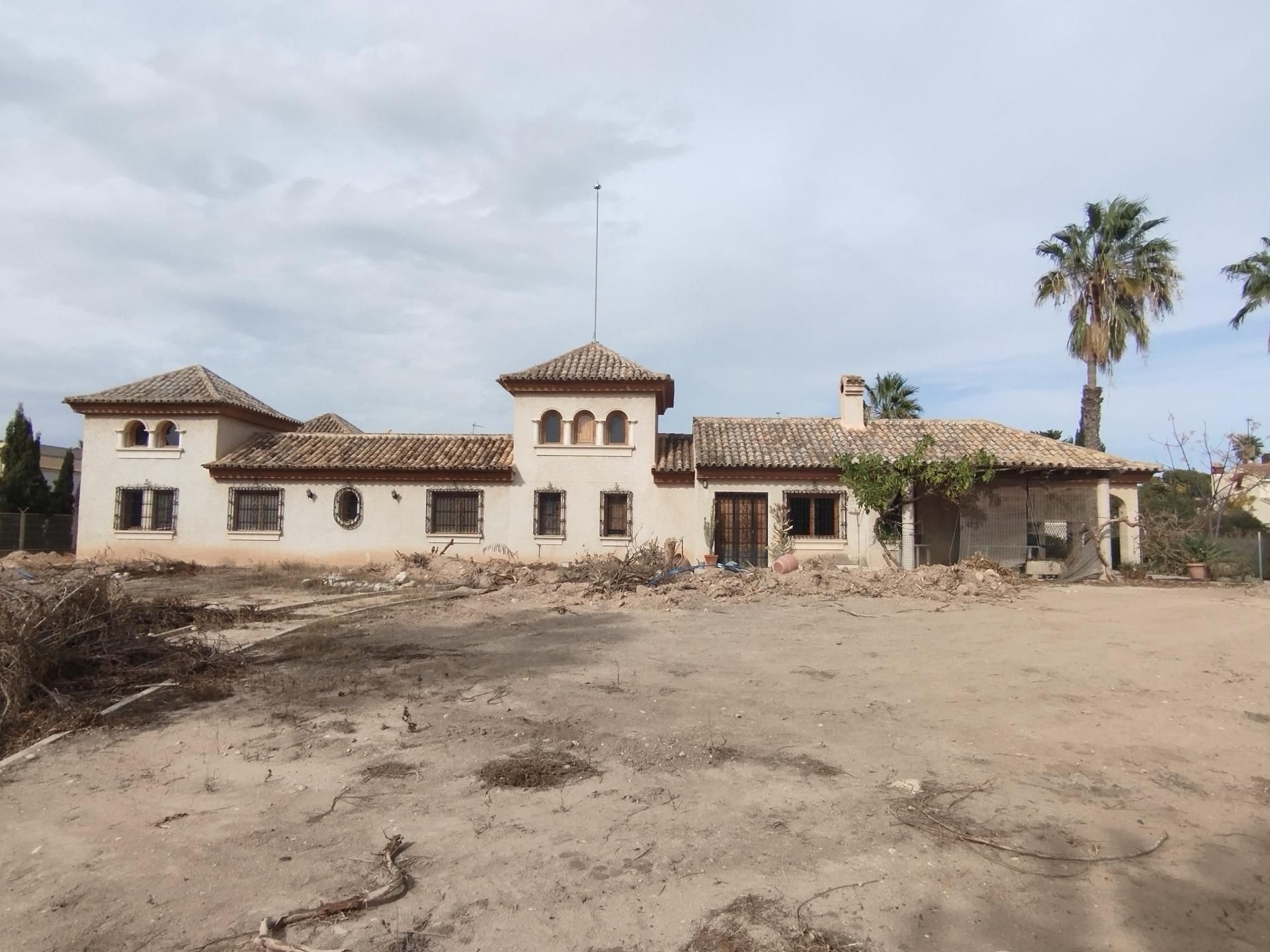 House or chalet for sale in Alzabares
