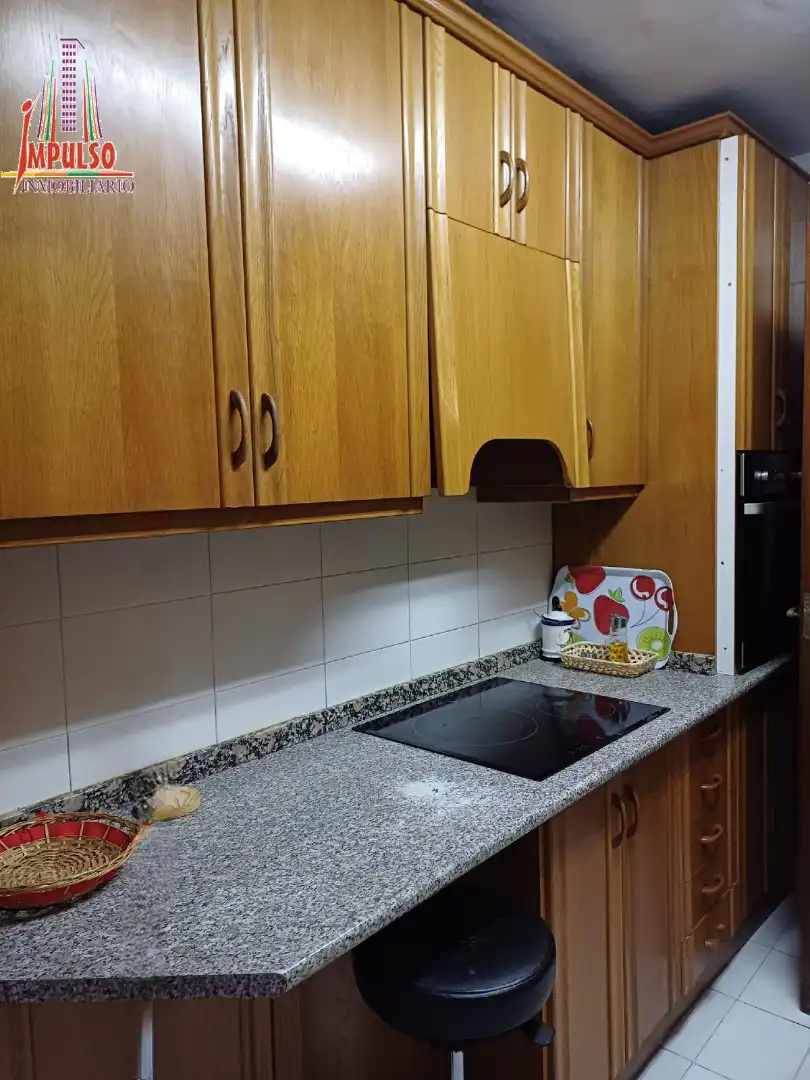 Piso con terraza en alquiler en Calle Tesifonte Gallego, imagen 10
