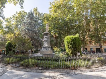 Pis amb balcó en venda a Centro