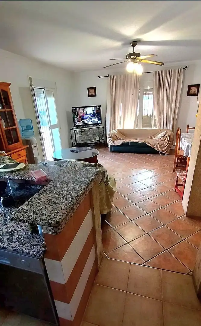 Sala d'estar de Casa o xalet en venda en Chiclana de la Frontera amb Terrassa i Traster