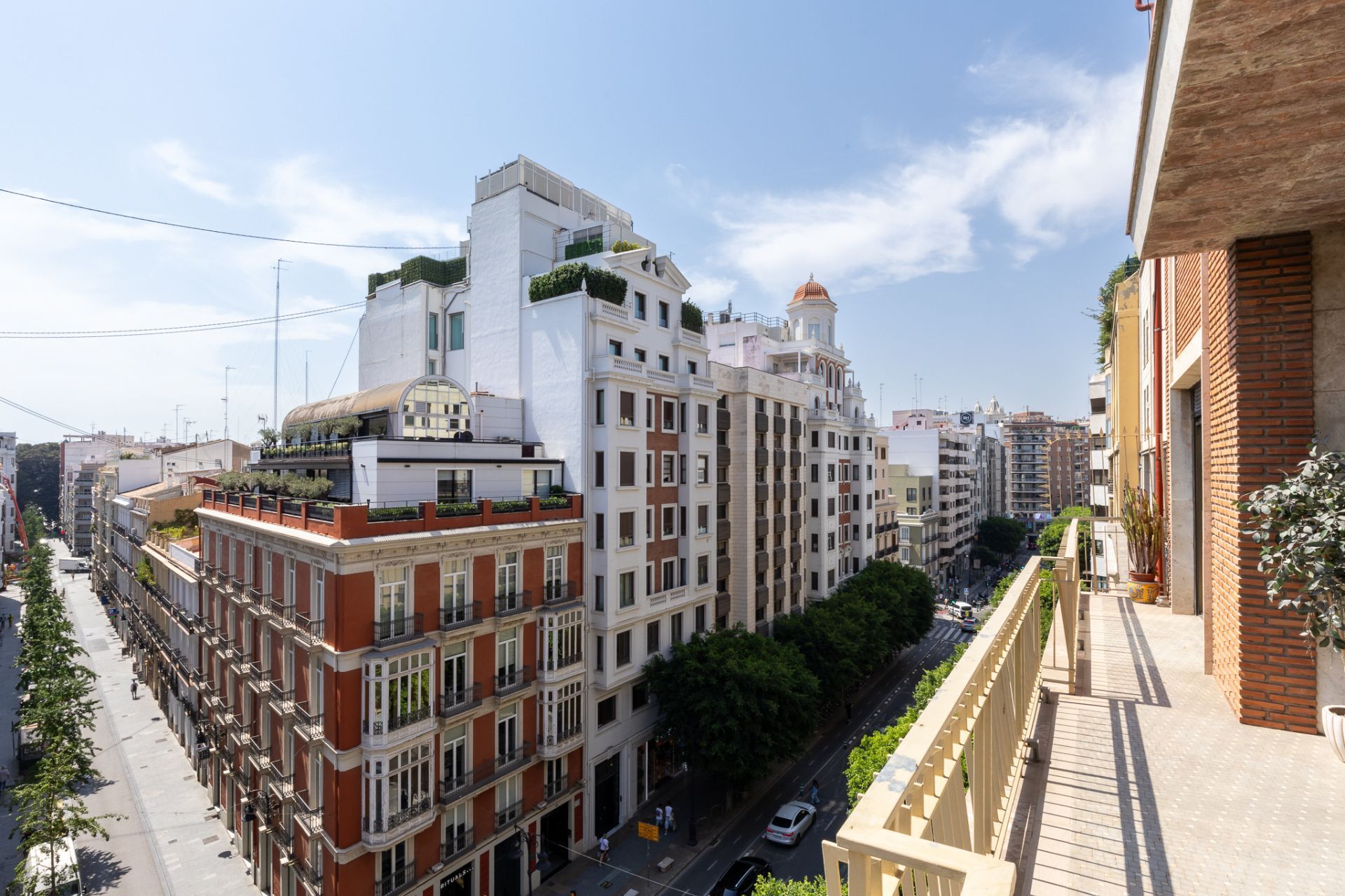Exterior view of Flat for sale in  Valencia Capital  with Air Conditioner, Heating and Storage room