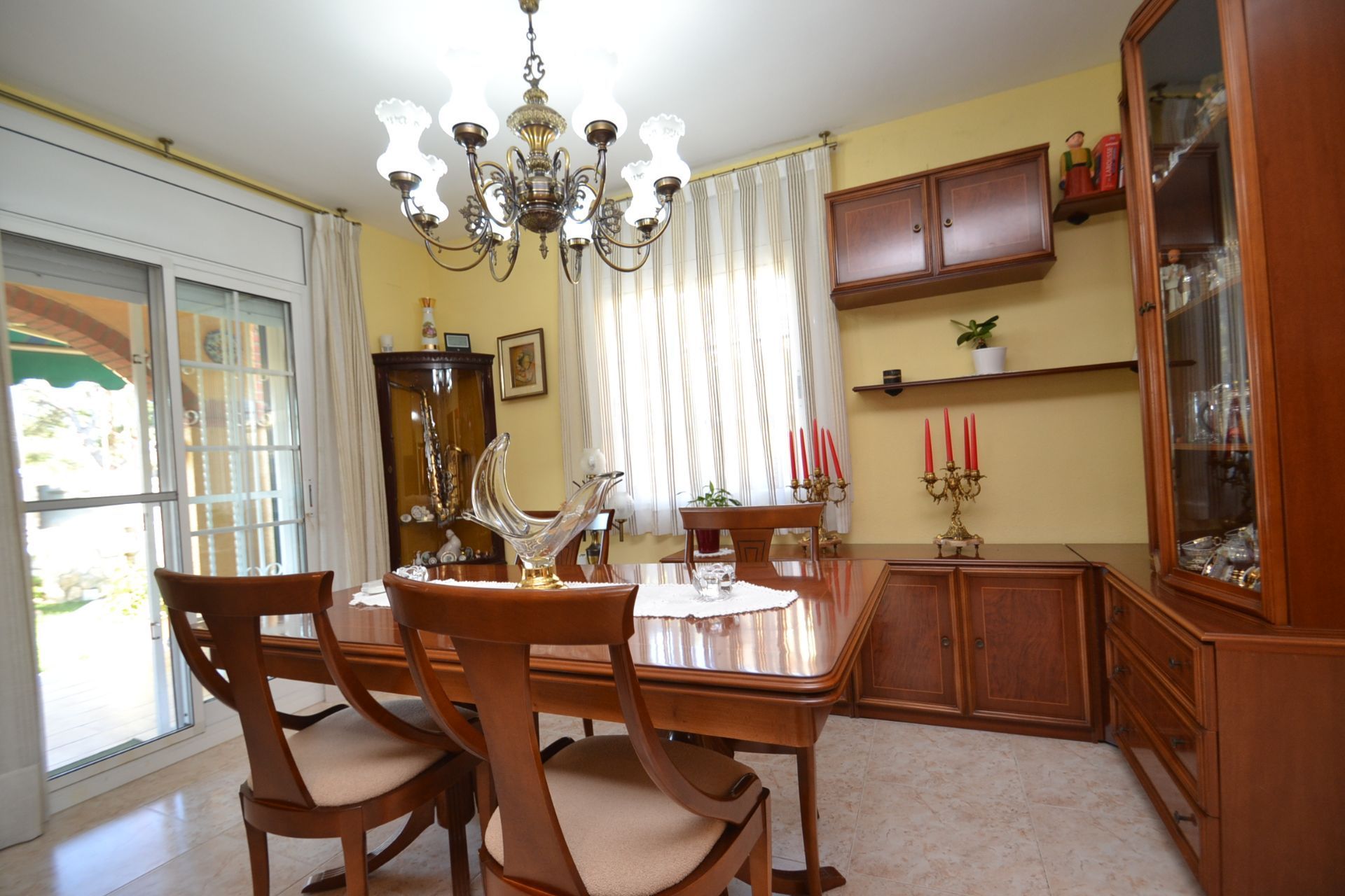 Menjador de Casa o xalet de lloguer en Cambrils amb Aire condicionat, Calefacció i Jardí privat