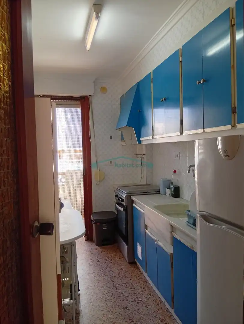 Cocina de Apartamento en venta en Tavernes de la Valldigna con Terraza y Balcón