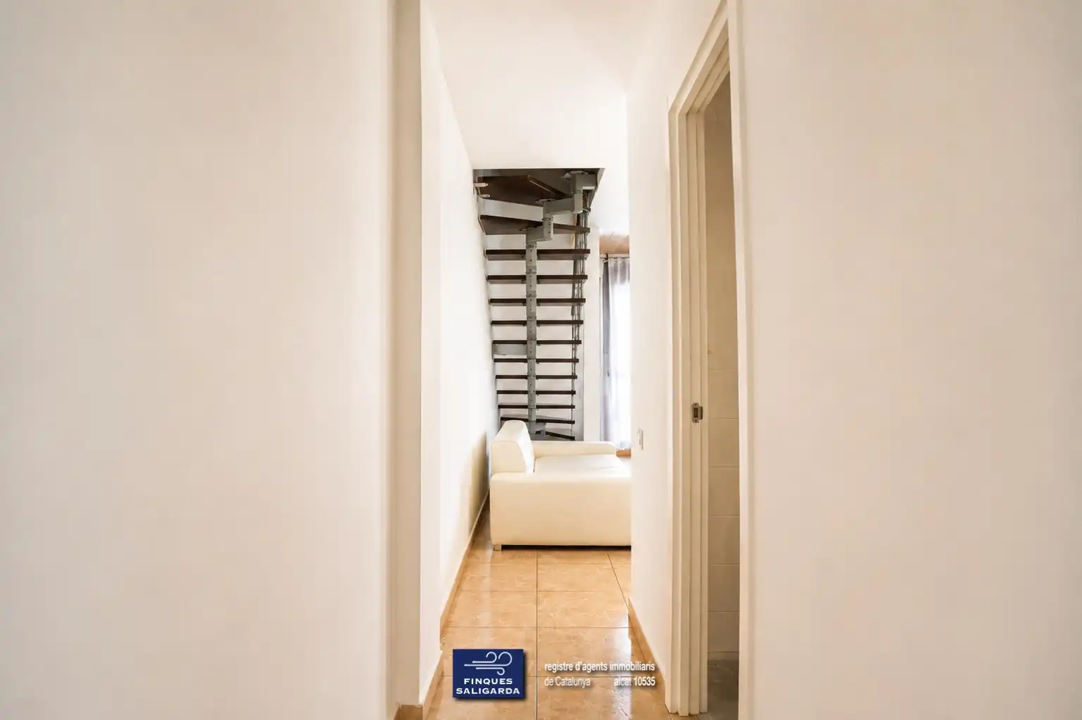 Maisonette zum Verkauf in Santa Eulàlia de Ronçana mit Klimaanlage, Heizung und Terrasse