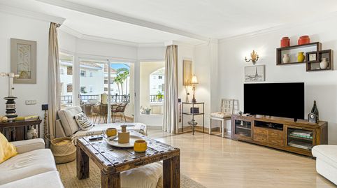 Foto 3 de Apartament en venda a Romana Playa, Marbella